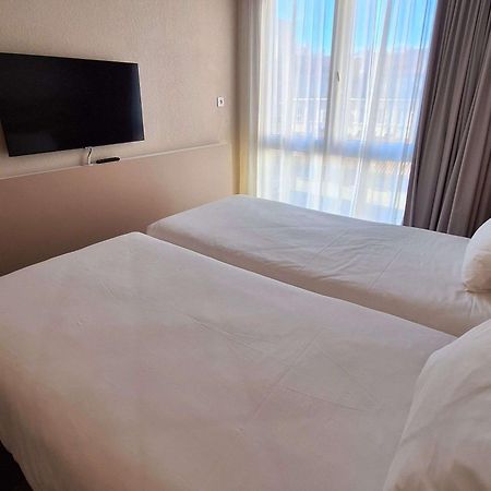 ไอบิส สไตล์ ตูลง ซองทร์ ปอร์ Hotel ภายนอก รูปภาพ