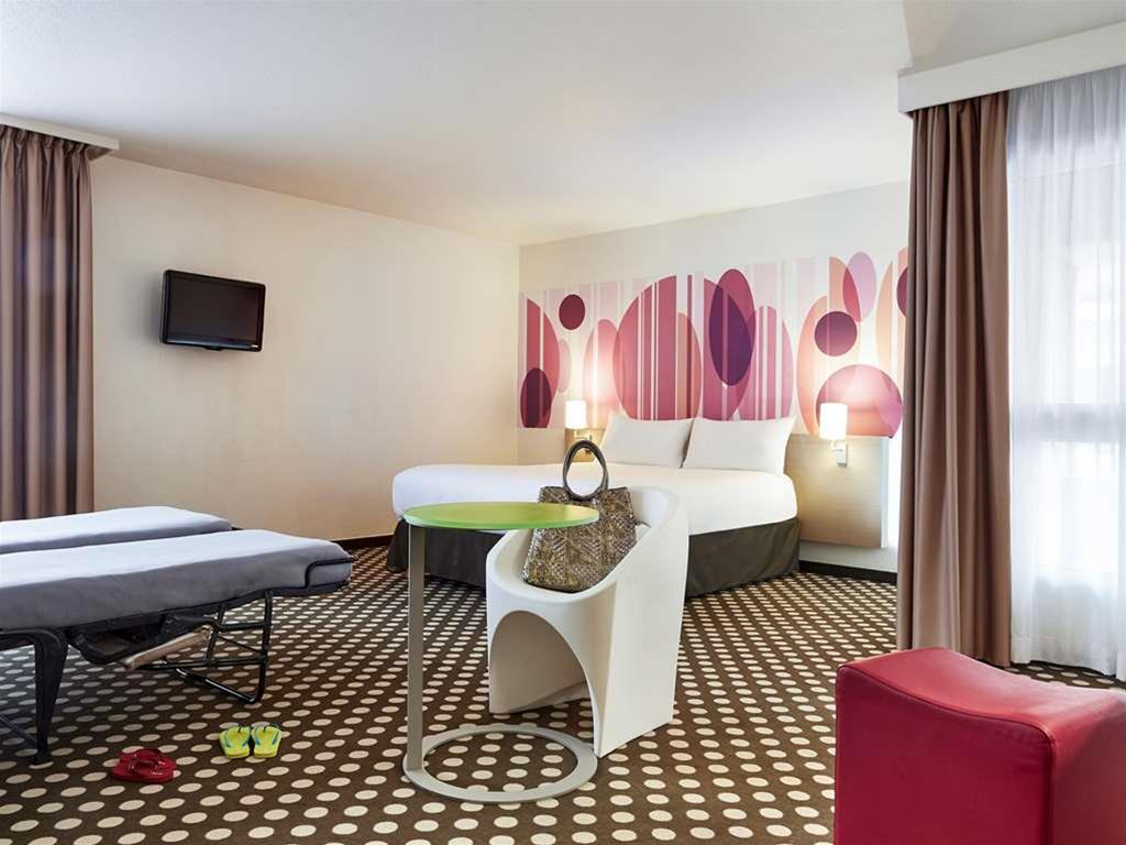 ไอบิส สไตล์ ตูลง ซองทร์ ปอร์ Hotel ภายนอก รูปภาพ
